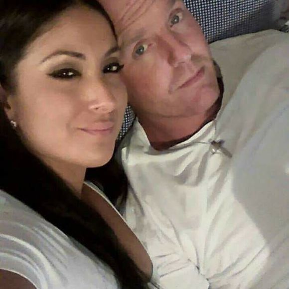 Meet your Posher, Karina - Picture 1 of 1